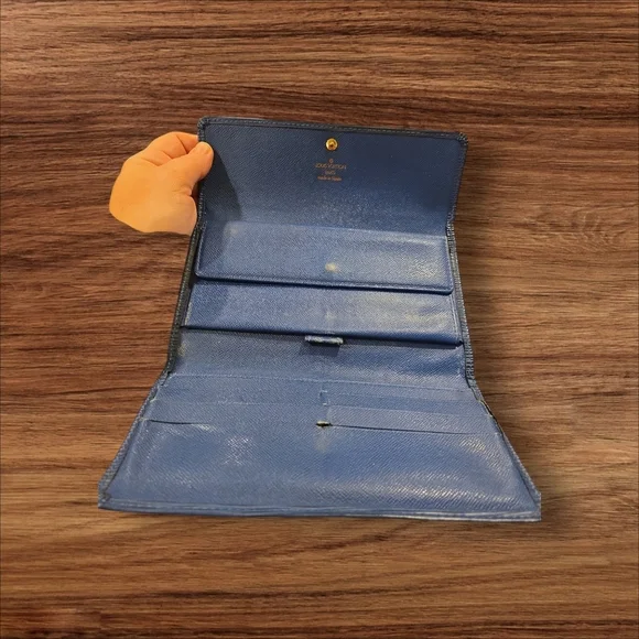 Louis Vuitton Blue Wallet - Picture 2 of 11